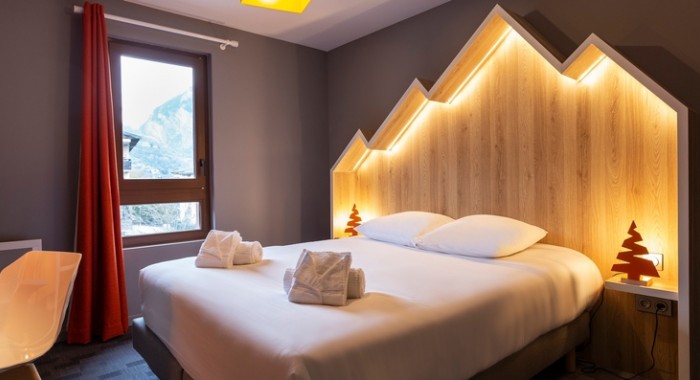 Hotel Base Camp Lodge, Les Deux Alpes ski chalet, image 2